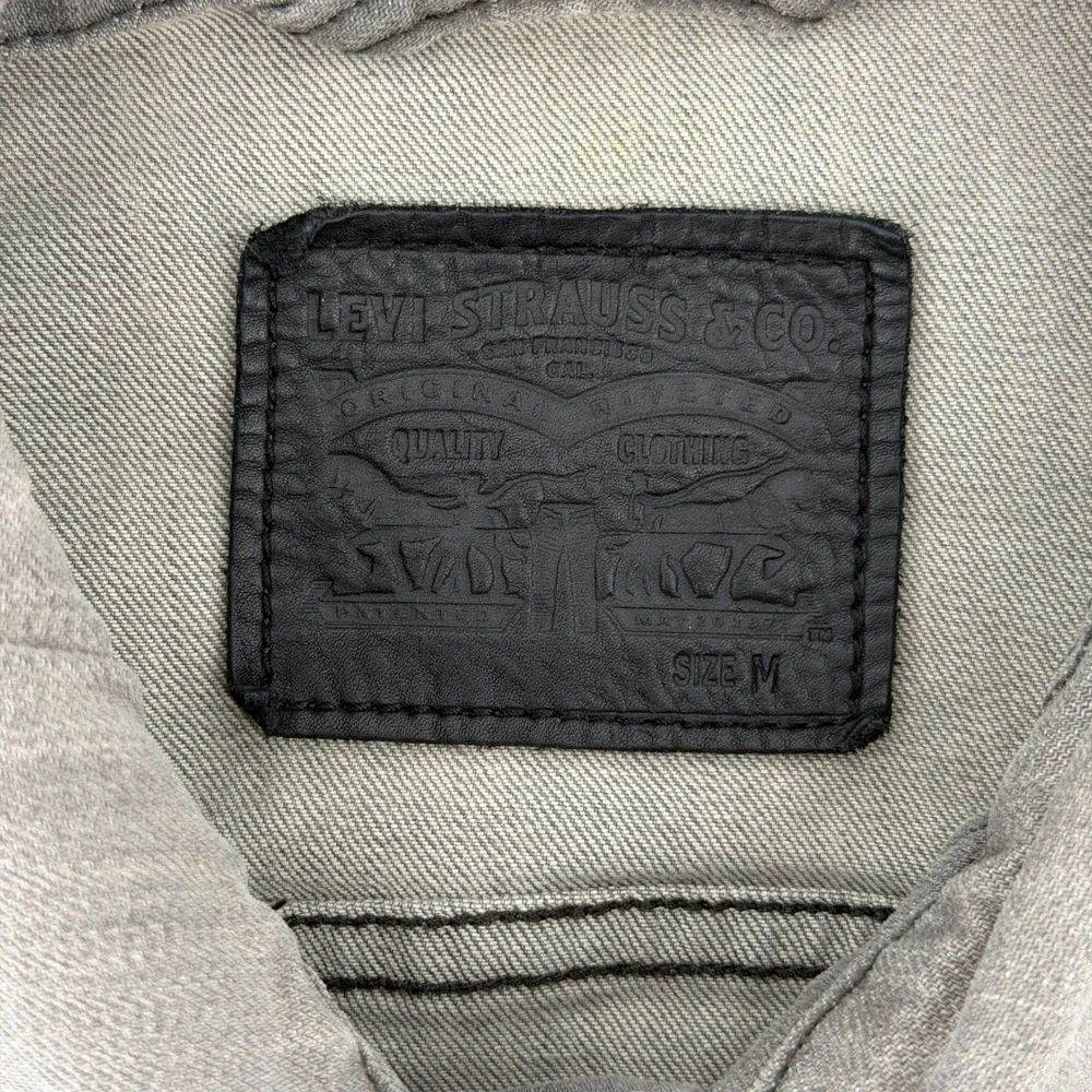 Levis see picture